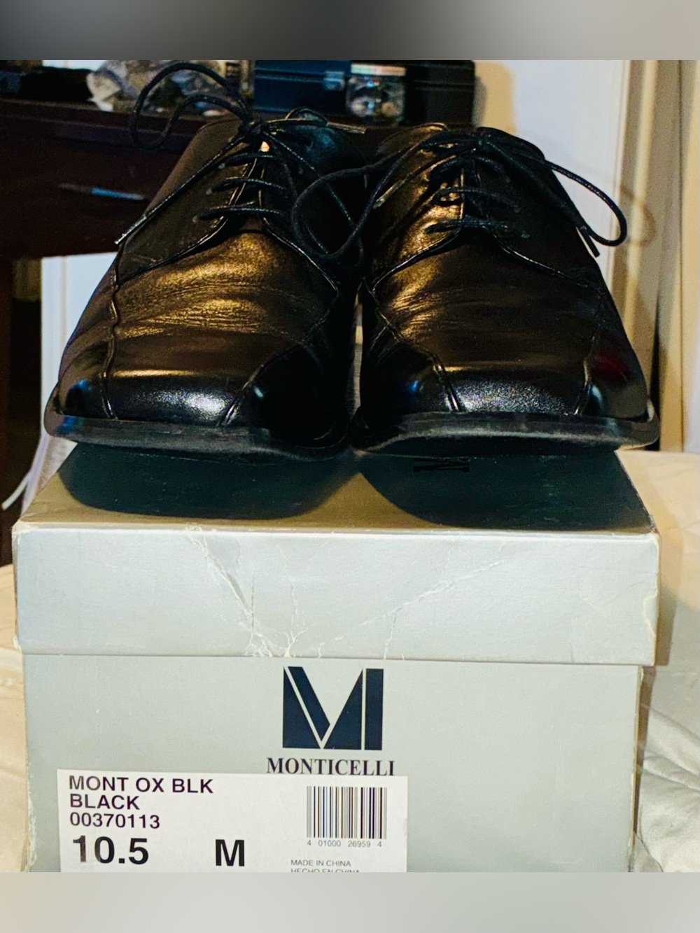 Monticelli Black Leather Lace-Up Oxfords